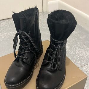 Size 36 (6) fur lined lace up booties with side zipper